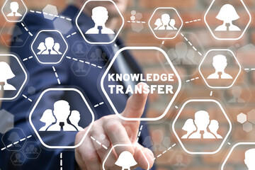 安全《小心地滑》在早教有什么特点